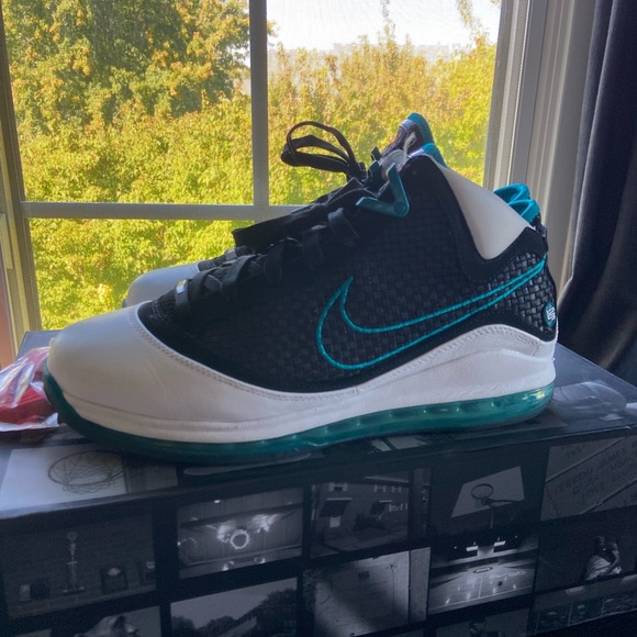 lebron 7 qs red carpet